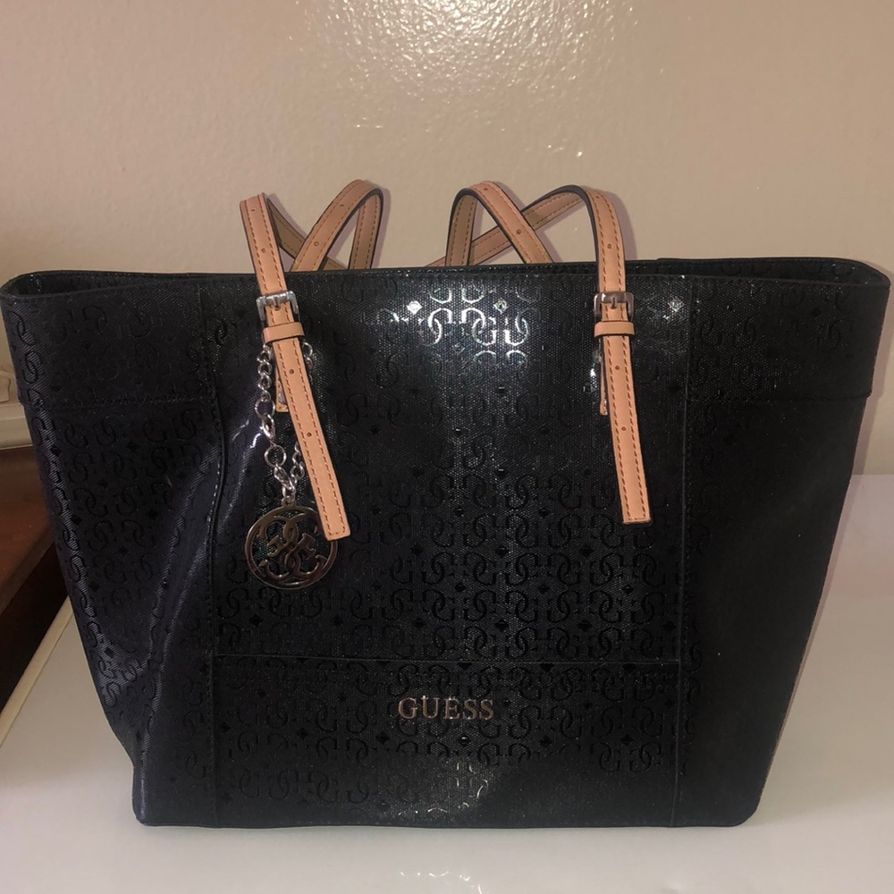 Guess Tote bag MEDIUM